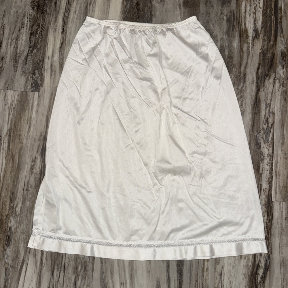 Vintage Lorraine Women's Large Nylon Half Slip Lingerie Off White Lace Trim Slit